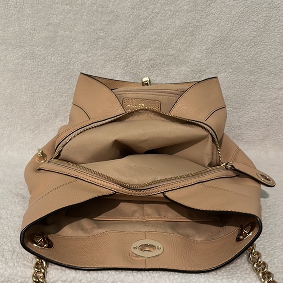 COPY - Coach Leather Edie Turn lock Hobo/Shoulder Bag - Picture 9 of 15